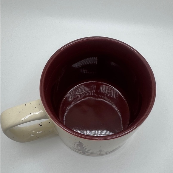 ☕ Tim Hortons 2019 Holiday Collection Mug – Winter Forest Scene, Red Interior - Picture 3 of 4